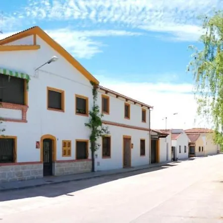 Ferienhaus Spacious House With Mountain View In Ivanrey Ciudad-Rodrigo