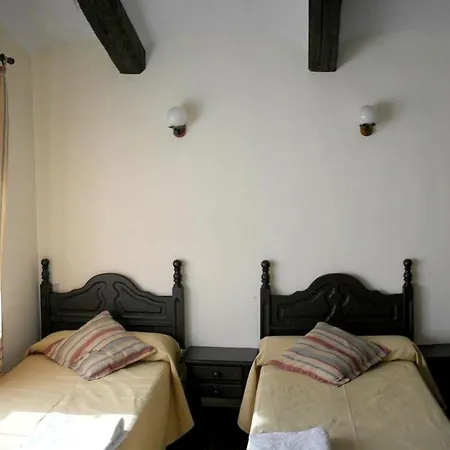 Feriehus Spacious House With Mountain View In Ivanrey Ciudad-Rodrigo