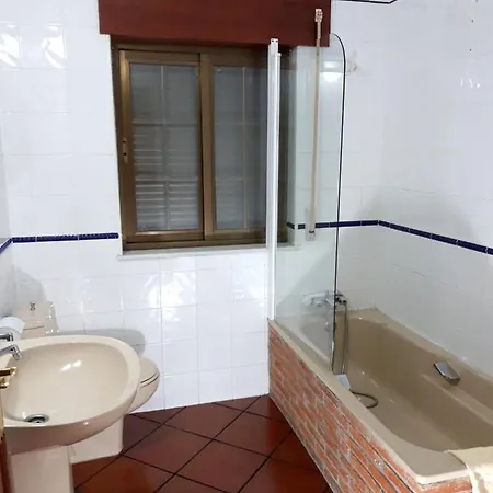 Ferienhaus Spacious House With Mountain View In Ivanrey *